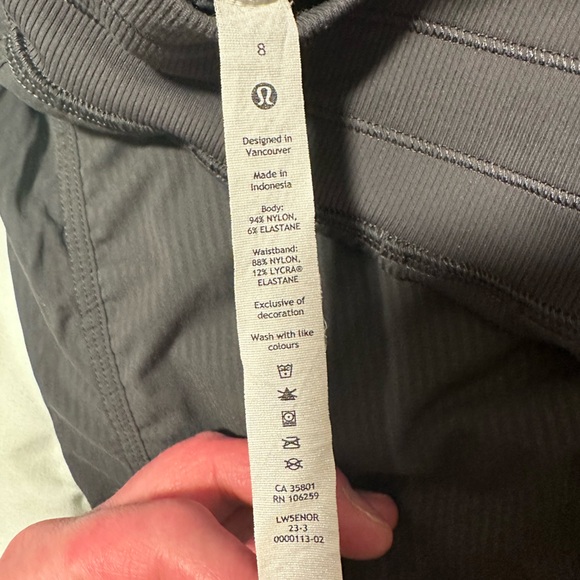 Lululemon Dance Studio Mid-Rise Pants Size 8 - Picture 4 of 6